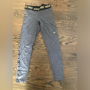 Nike Pro leggings
